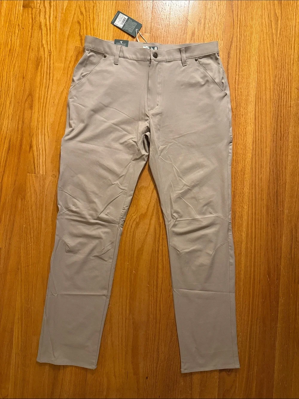 32x30 Genteal Trailhead Pant in Khaki